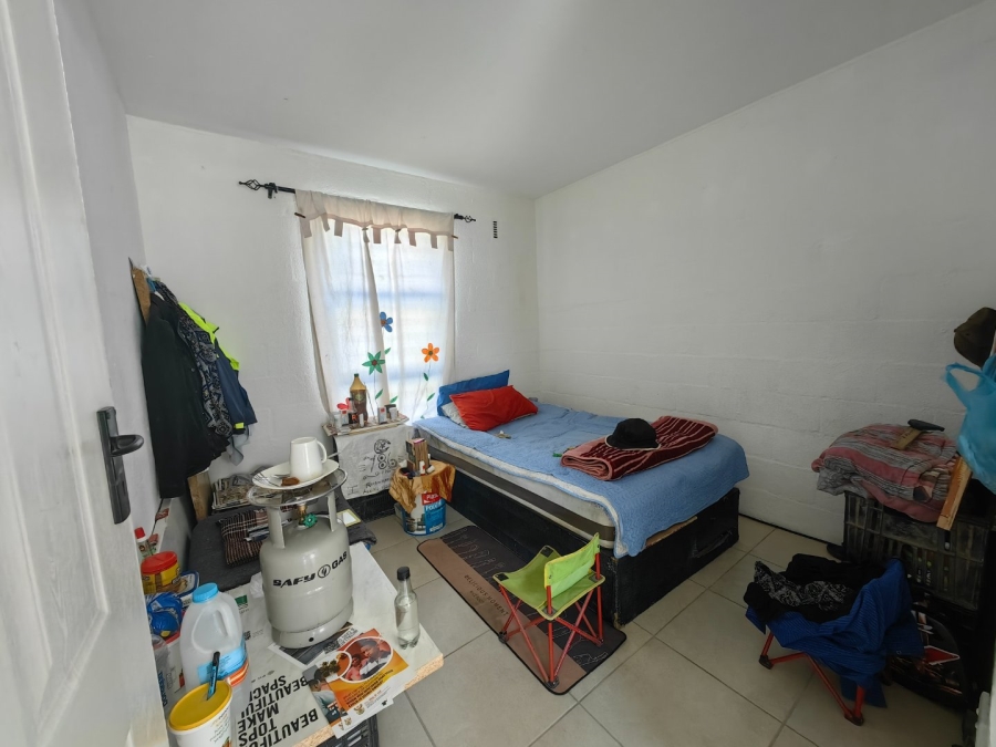 2 Bedroom Property for Sale in Eastridge Western Cape